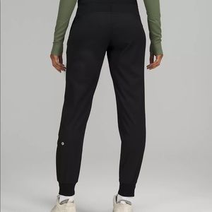 NWOT - lululemon Dance Studio Mid-Rise Jogger